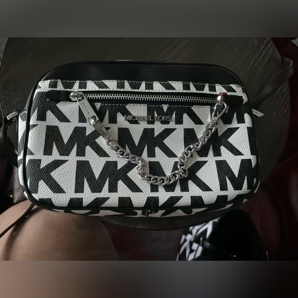 Michael Kors cross body